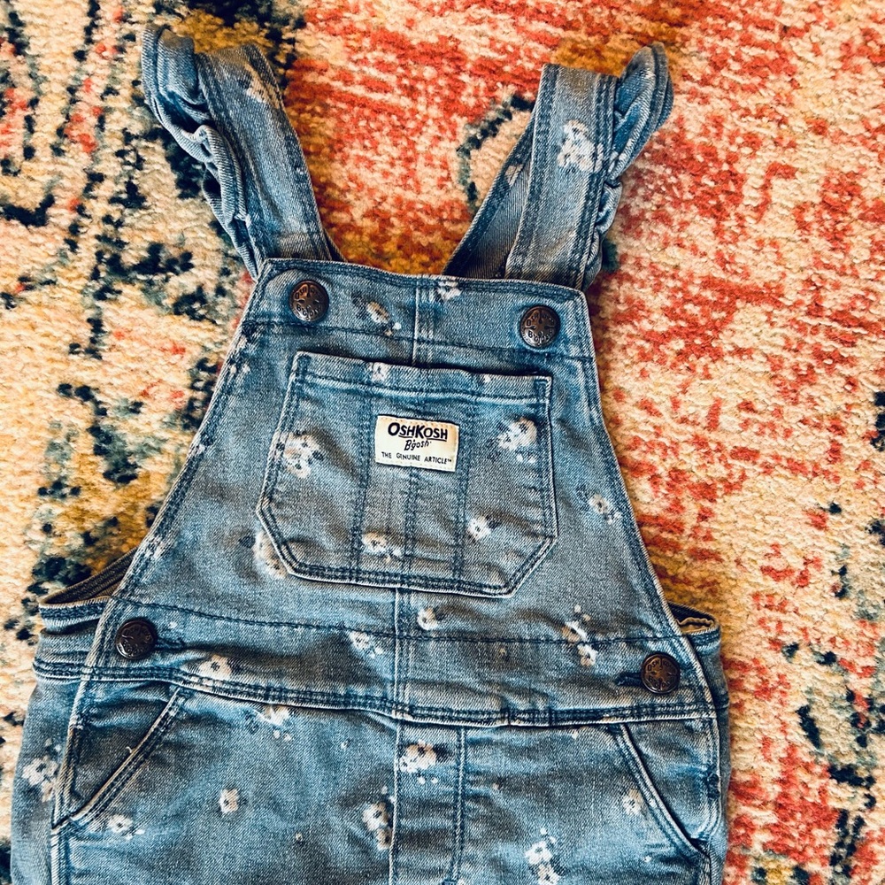 Rare OshKosh 2T Floral Denim Overalls with Ruffle Trim - Picture 3 of 12